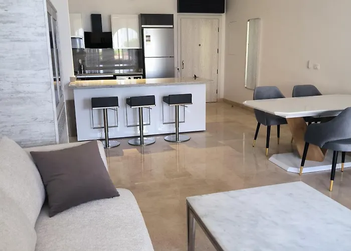 Elite 3bdr With Garden Beside Corral Reef Hurghada