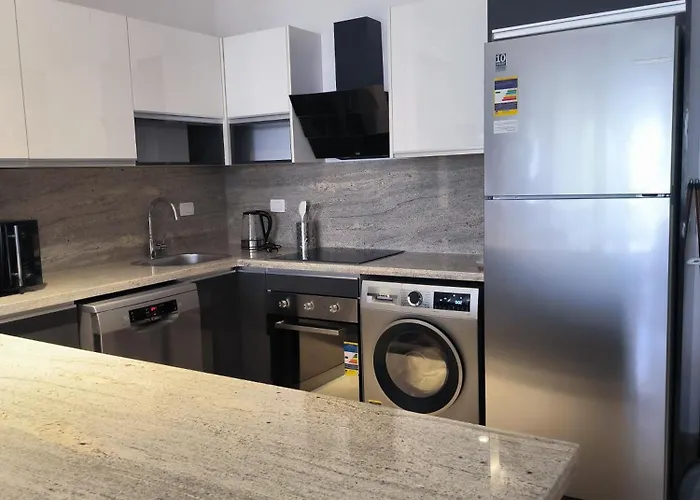 Elite 3bdr With Garden Beside Corral Reef *